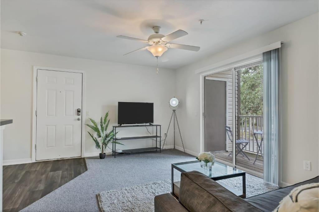 Scenic And Vibrant 1Br With Balcony Gym Pool Apartamento Bradenton Exterior foto